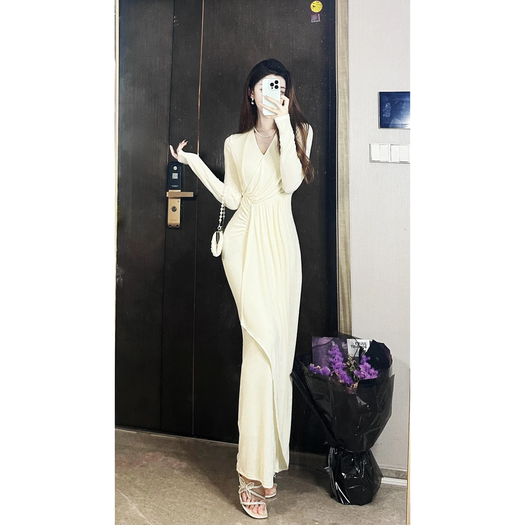 【宠粉专场】设计感交叠式抽皱针织连衣裙长裙DYZY-23127049