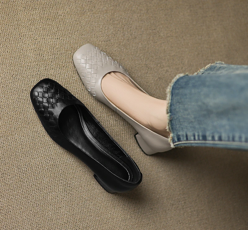 浅口单鞋女2025年新款粗跟复古百搭真皮气质中跟软底不累脚工作鞋