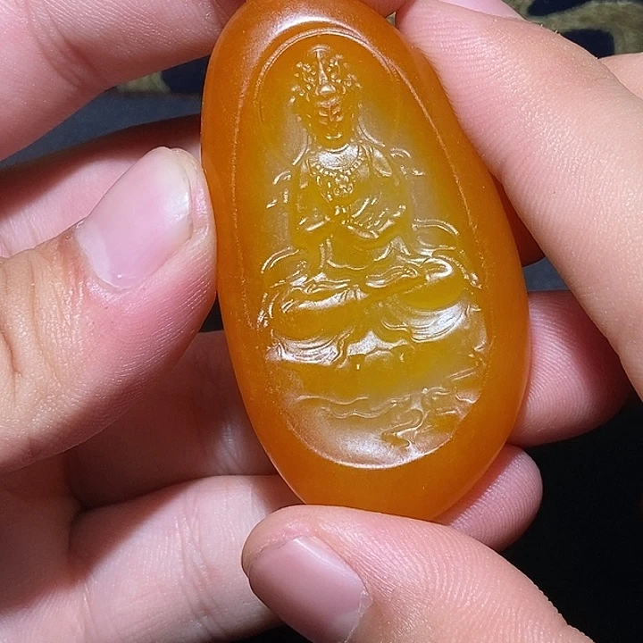 牛***丸和田玉未镶嵌颈饰CC