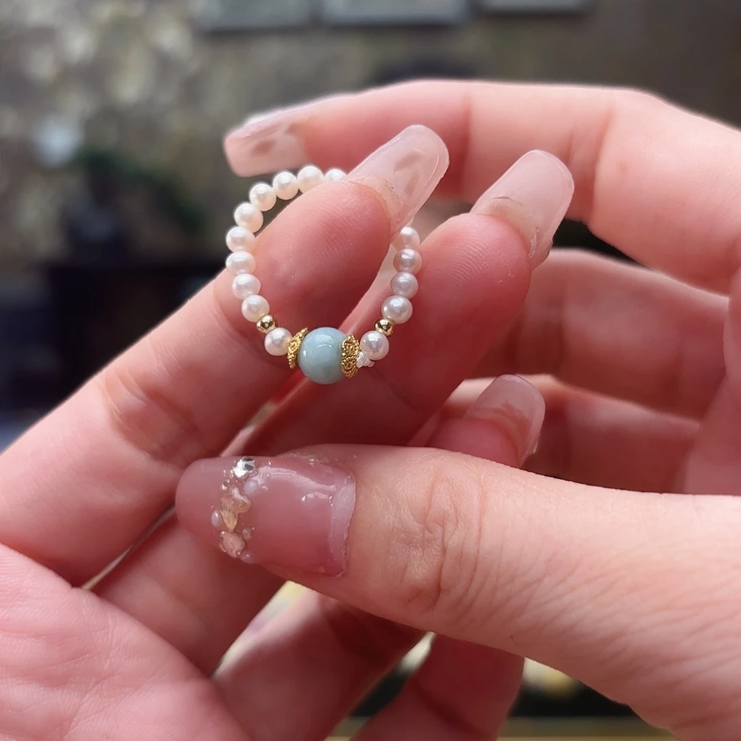 未镶嵌颈饰琥珀琥珀