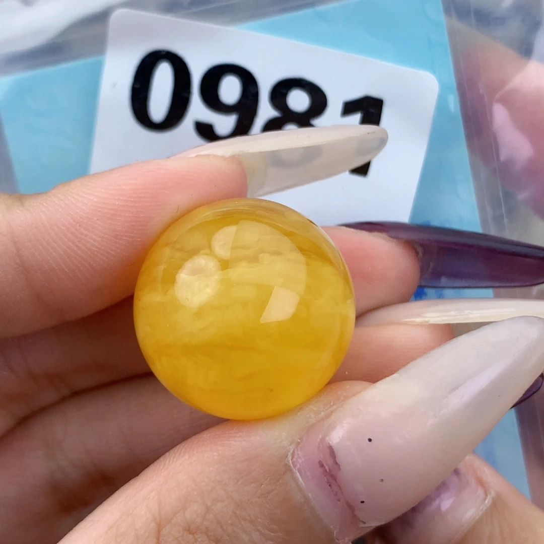 琥珀未镶嵌珠宝奇石21.5微分