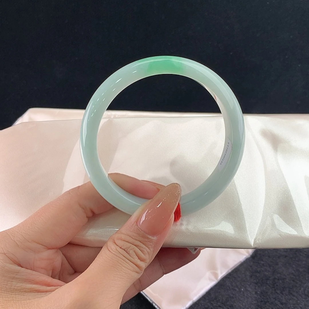 【闪购商品】未镶嵌手镯翡翠正61