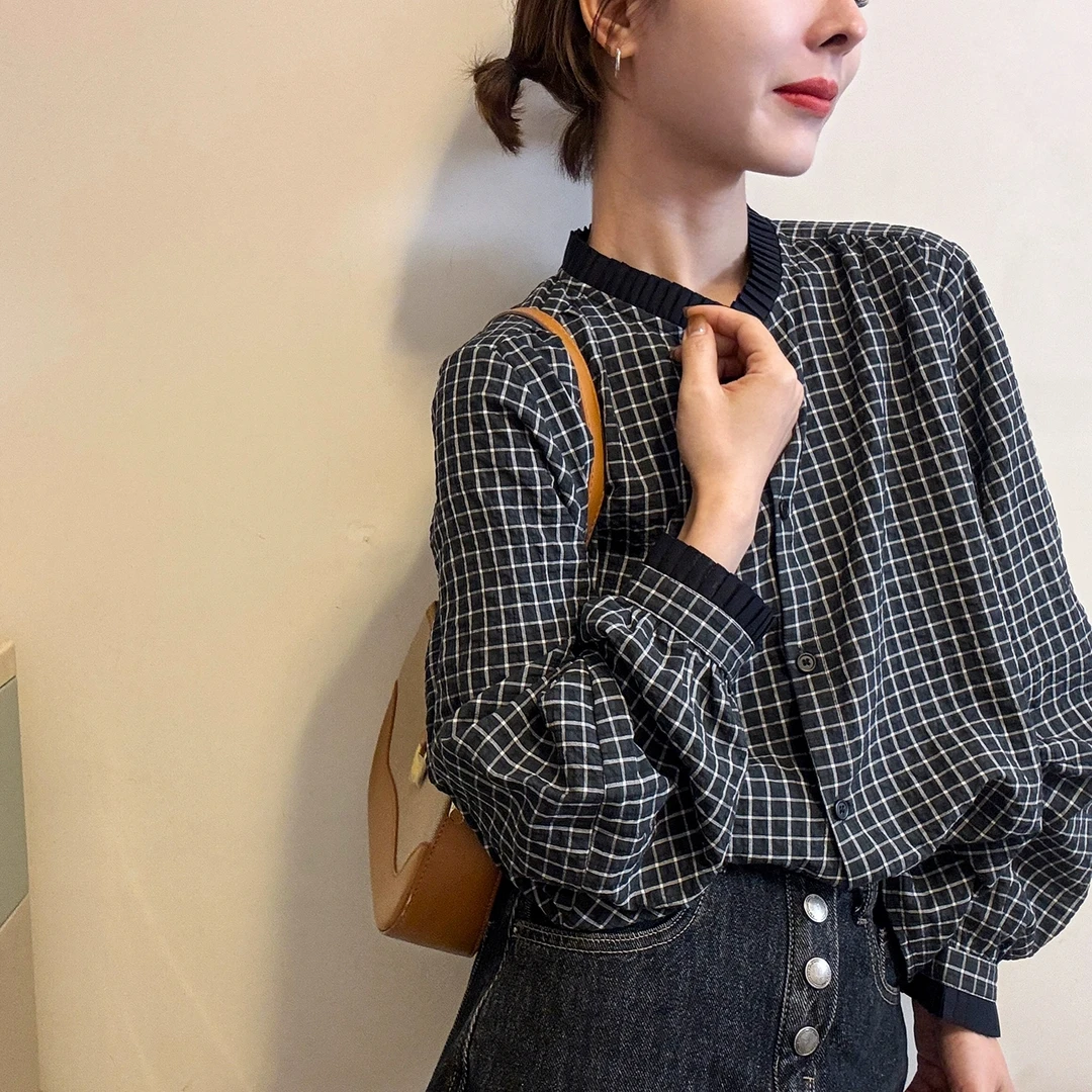 纯棉宽松立领春秋新款上衣纯色减龄休闲时尚洋气格子灯笼长袖衬衫