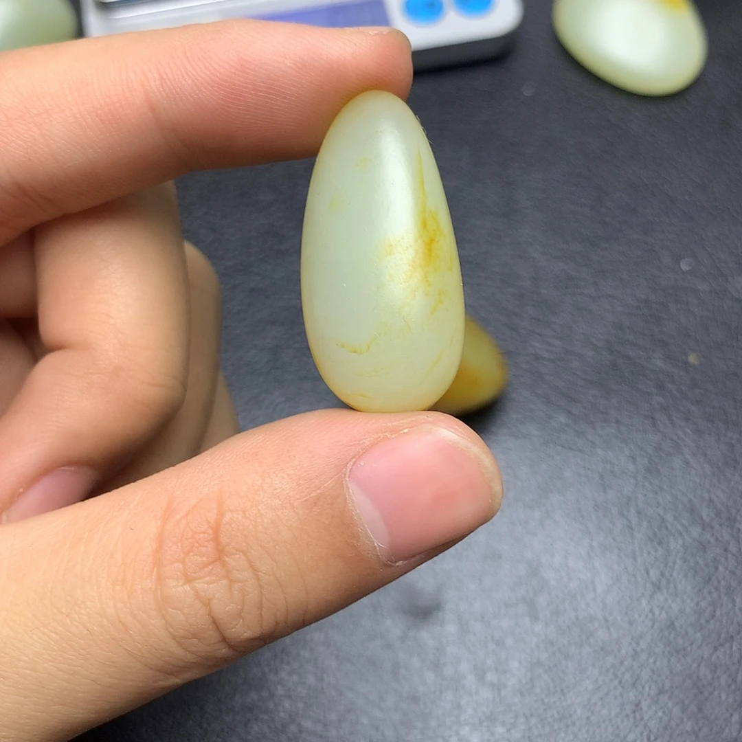 和田玉未镶嵌摆件