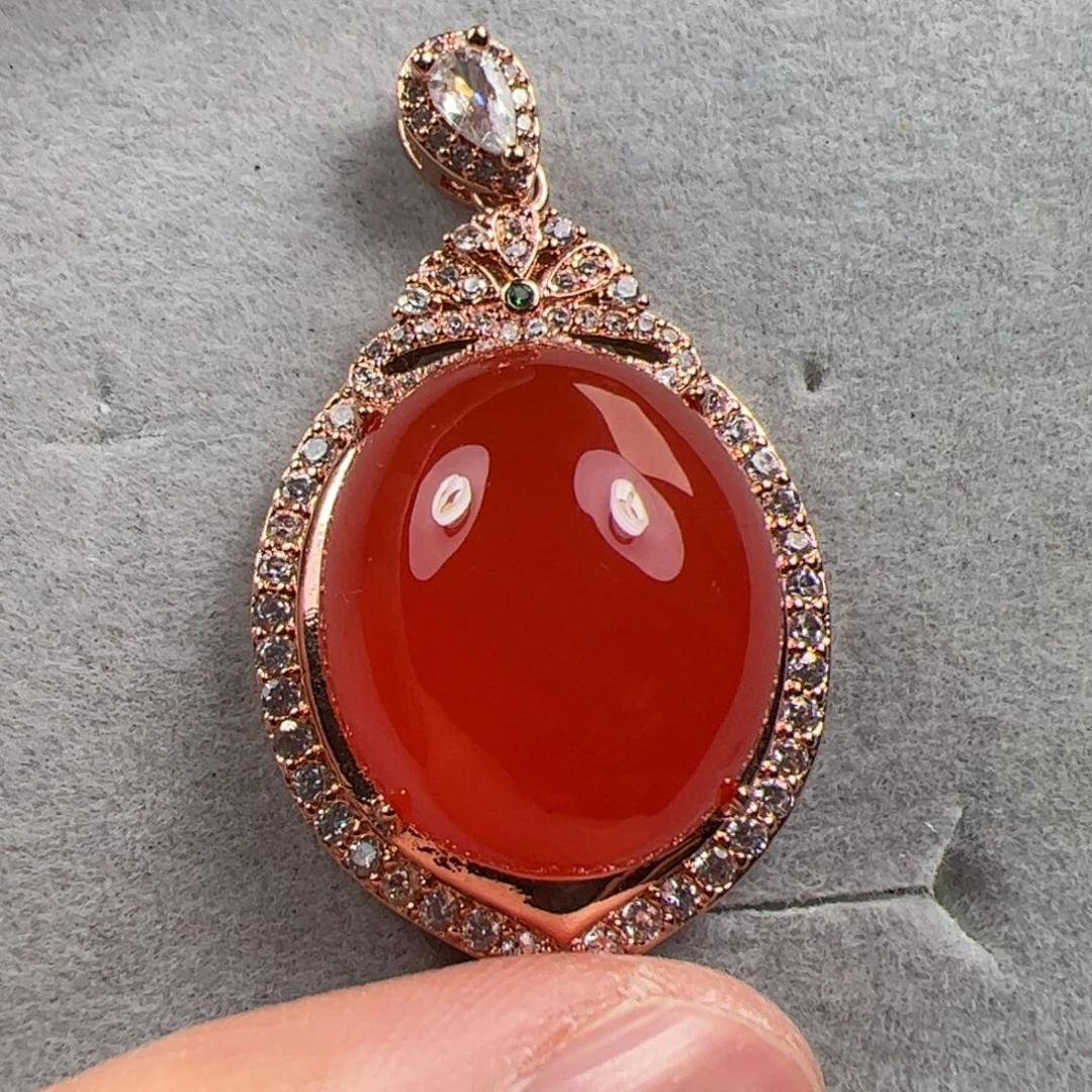 南红玛瑙吊坠合金