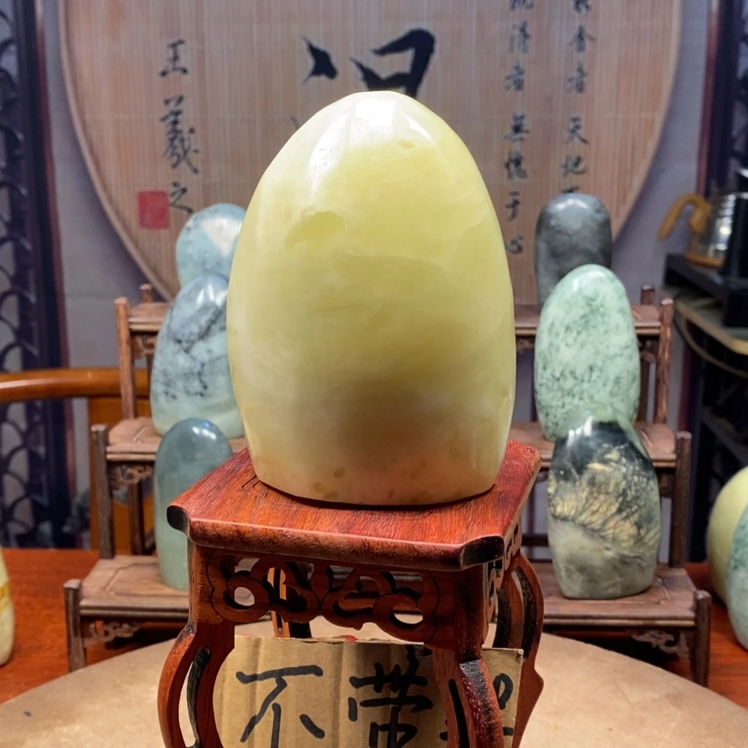 心***顺岫玉未镶嵌珠宝奇石