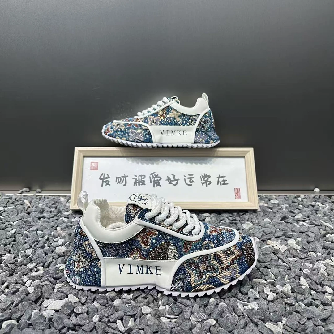 男士2025秋季新款烫钻重工系带时尚百搭厚底低帮包底鞋潮流休闲鞋