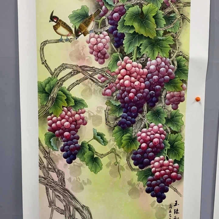 手绘作品等多种形式进行