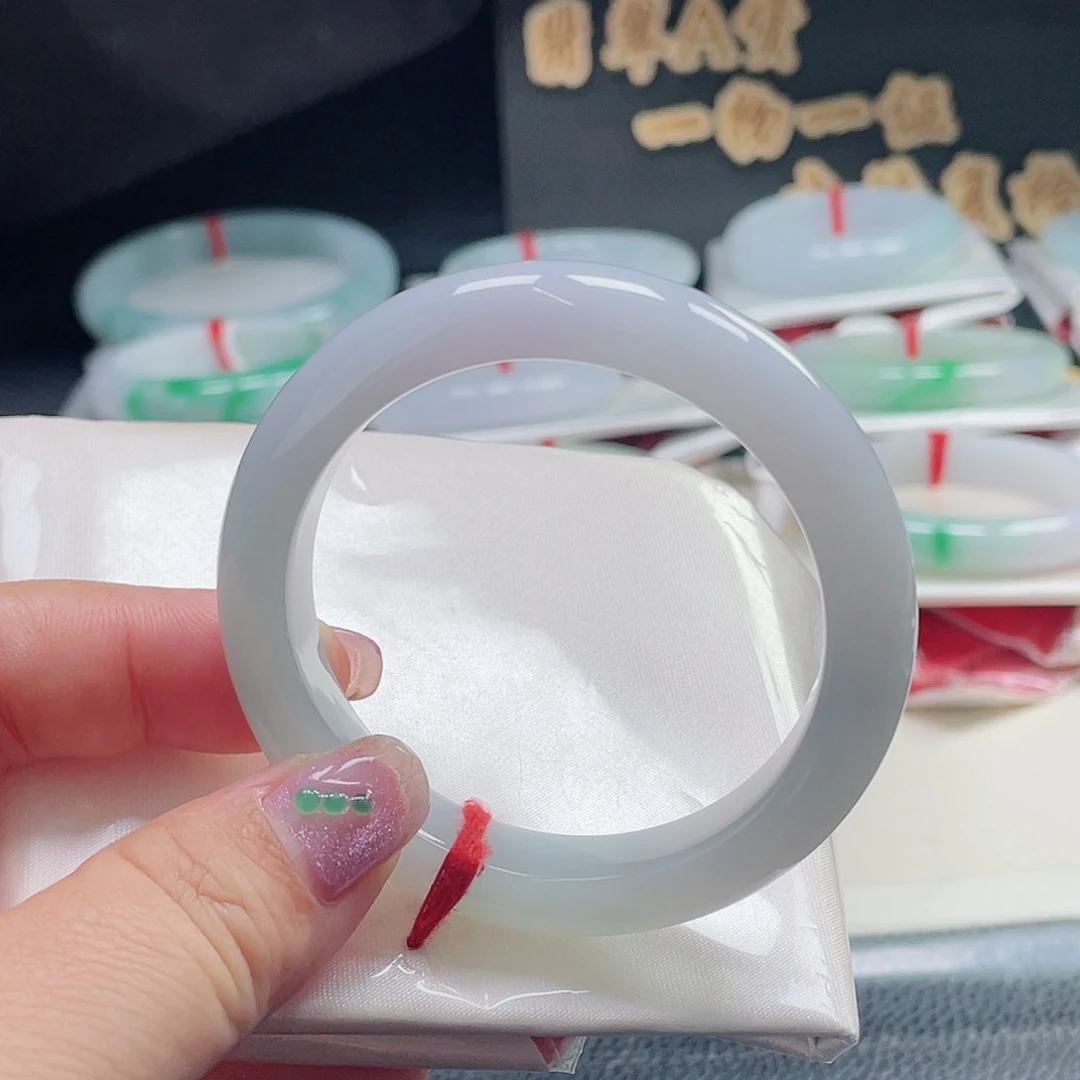 未镶嵌手镯翡翠缅甸翡翠手镯52圈