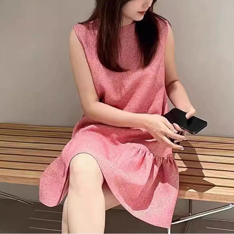 小香风重工亮片无袖连衣裙女2025年春夏新款名媛轻奢遮肉显瘦裙子