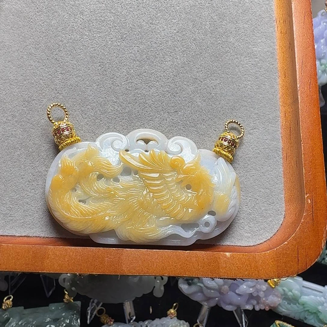 吊坠(赠链)未镶嵌翡翠