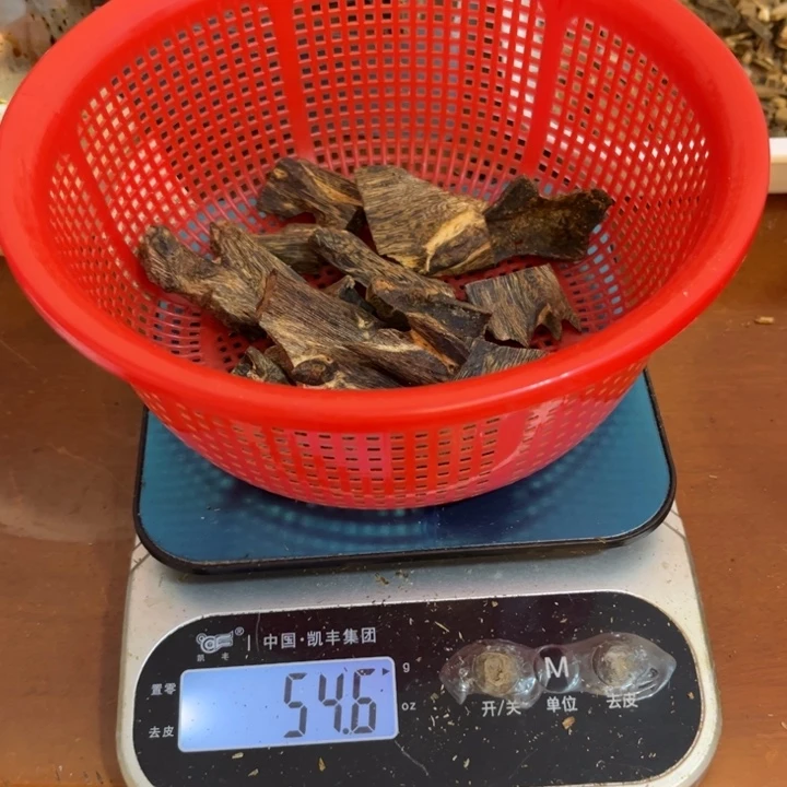 阿***7沉香绿奇块料50克➕