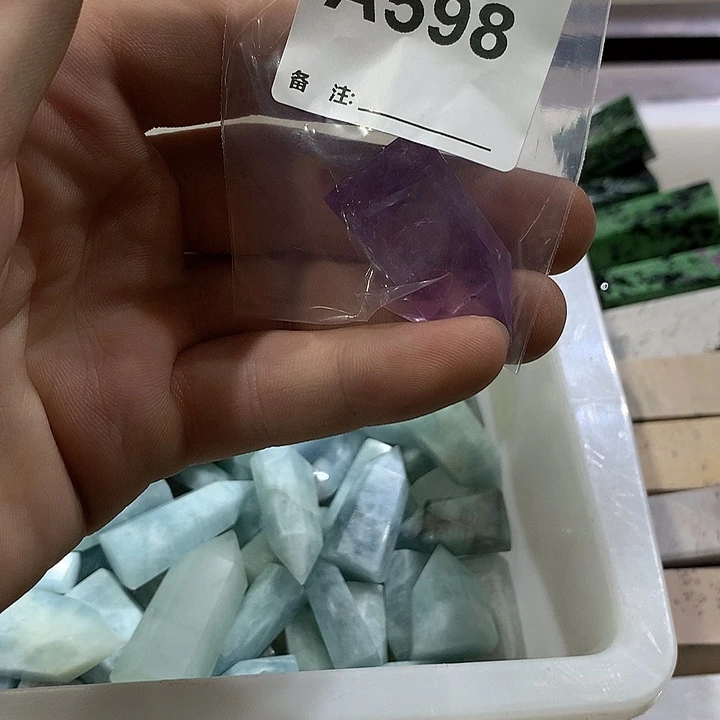 珍***鸟未镶嵌珠宝半成品水晶天然水晶A598