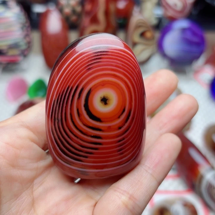 流***雨玛瑙/玉髓未镶嵌珠宝半成品