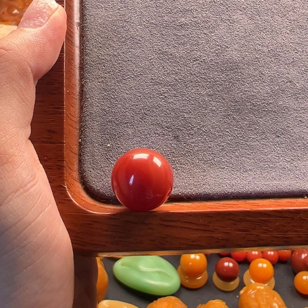 大***ー未镶嵌吊坠石英质玉（缅黄）