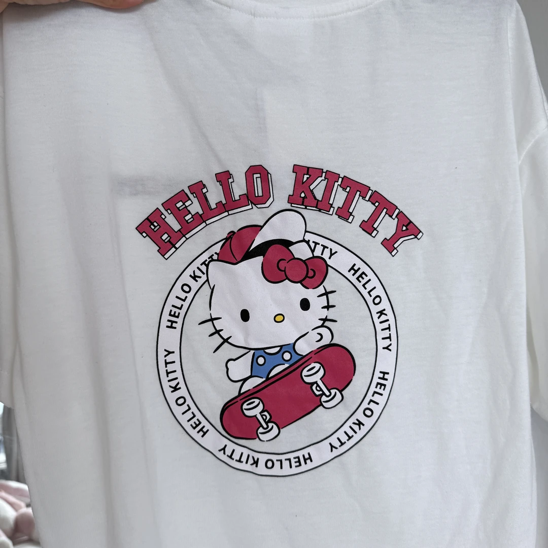 【东京限定】Hello Kitty 棒球帽滑板鞋Kitty 白色短袖