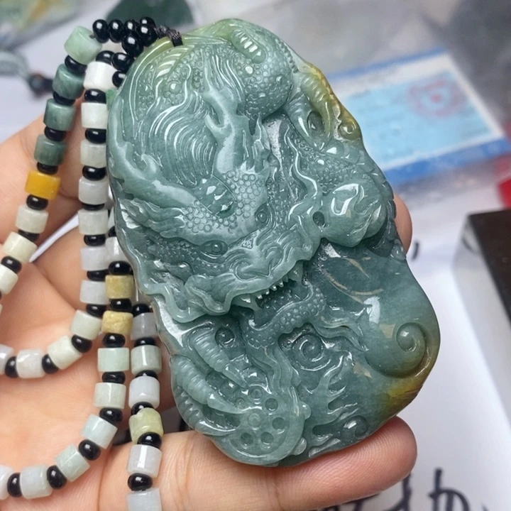颈饰未镶嵌翡翠美*翡翠