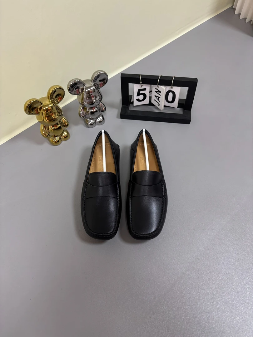 2025爆款豆豆鞋男款黑色时尚真皮百搭透气软底软面休闲乐福鞋平底