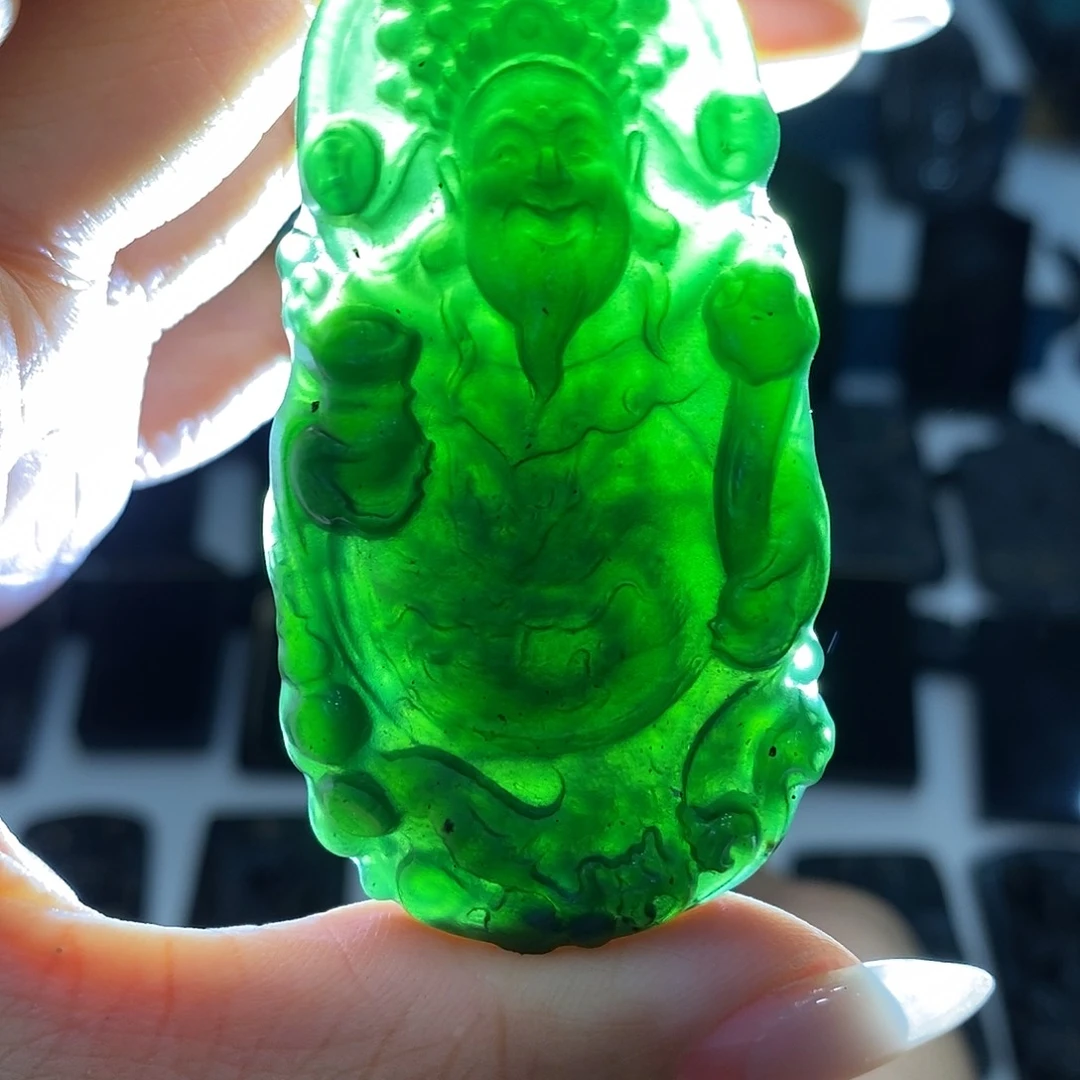 蛇纹石玉未镶嵌吊坠