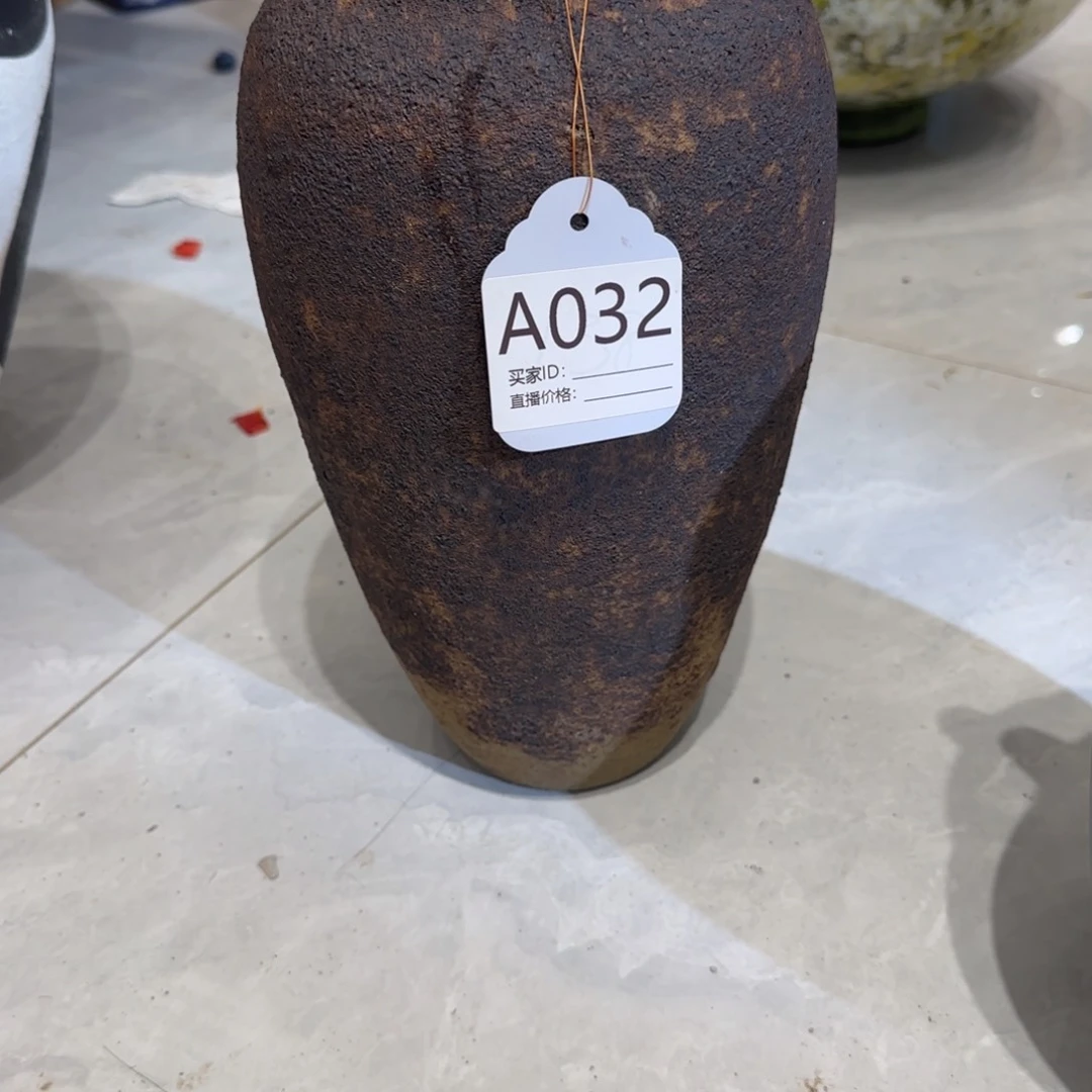 景德镇陶瓷艺术品不退不换四***月