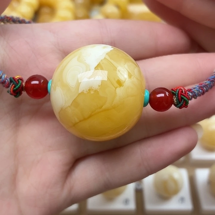 未镶嵌蜜蜡裸石32+蜜蜡