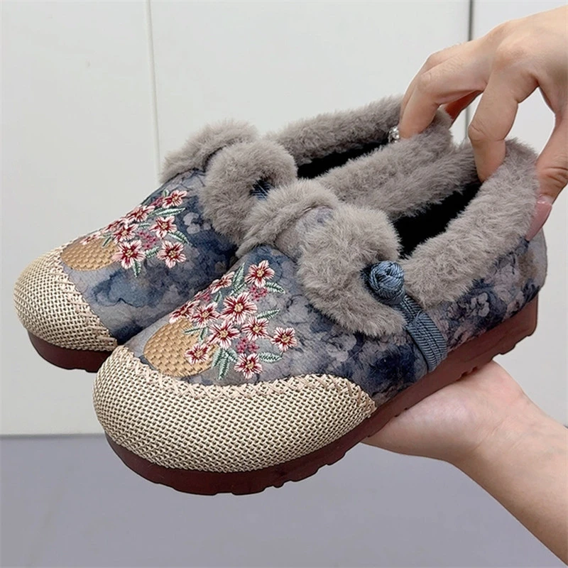 冬季新款老北京棉鞋加绒加厚保暖毛毛鞋民族风绣花棉鞋平底妈妈鞋