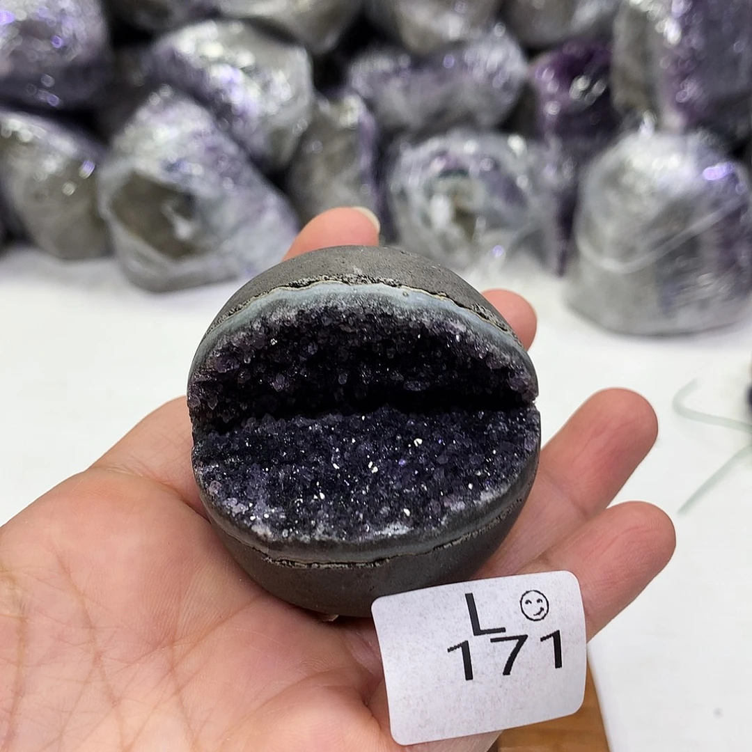 水晶摆件未镶嵌天然紫水晶