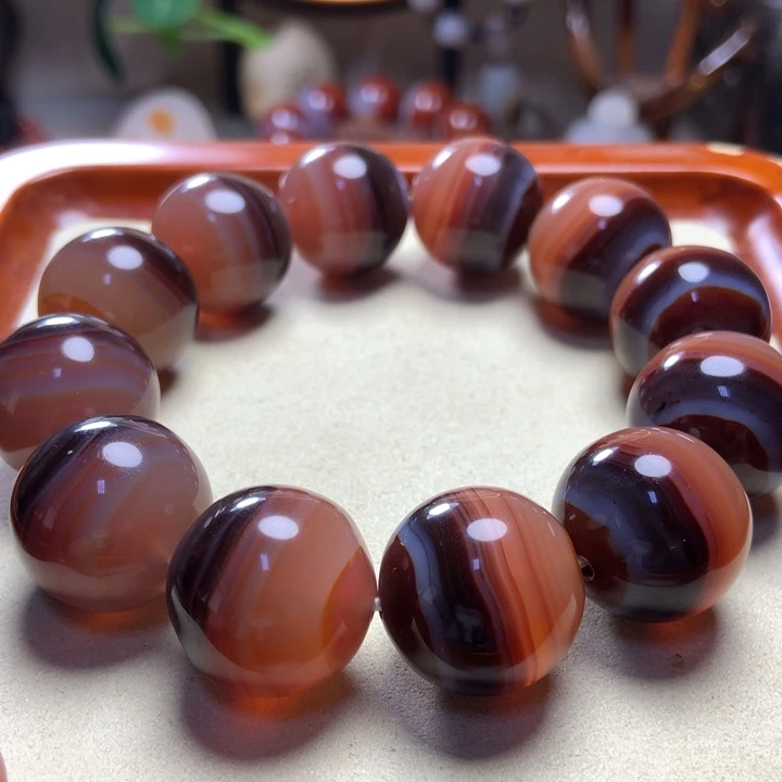 玛瑙/玉髓手串未镶嵌黑红满缠丝玛瑙