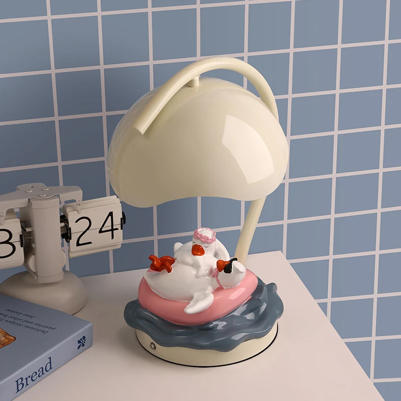 创意台灯生日礼物女生卧室床头氛围高颜值书桌面可爱小夜灯轻奢品