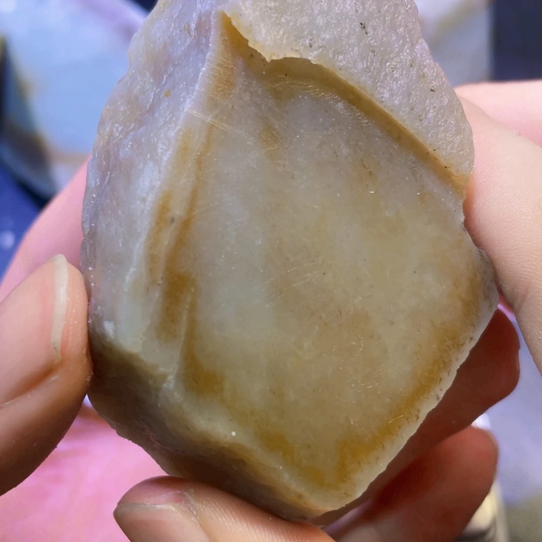 和田玉未镶嵌珠宝半成品