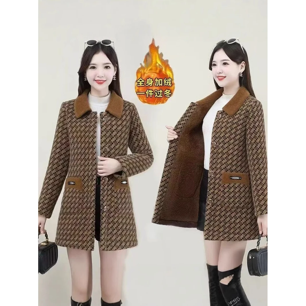 (BB26)新款时尚洋气加绒加厚百搭款印花格翻领外套上衣女