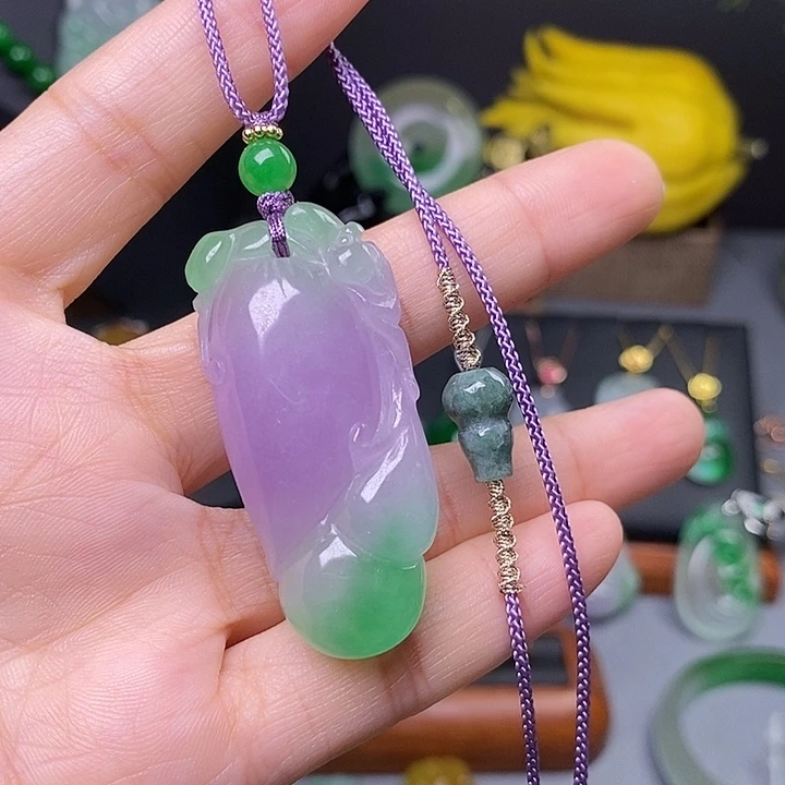吊坠(赠链)未镶嵌翡翠
