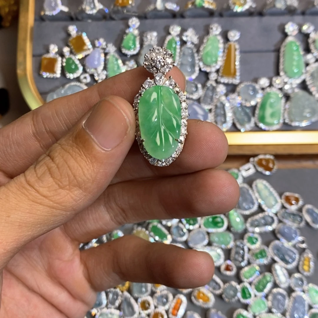 【闪购商品】颈饰未镶嵌翡翠C****u
