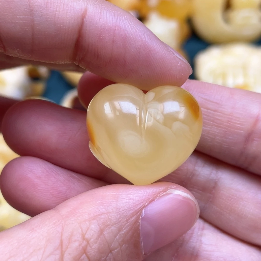 未镶嵌琥珀裸石蜜蜡