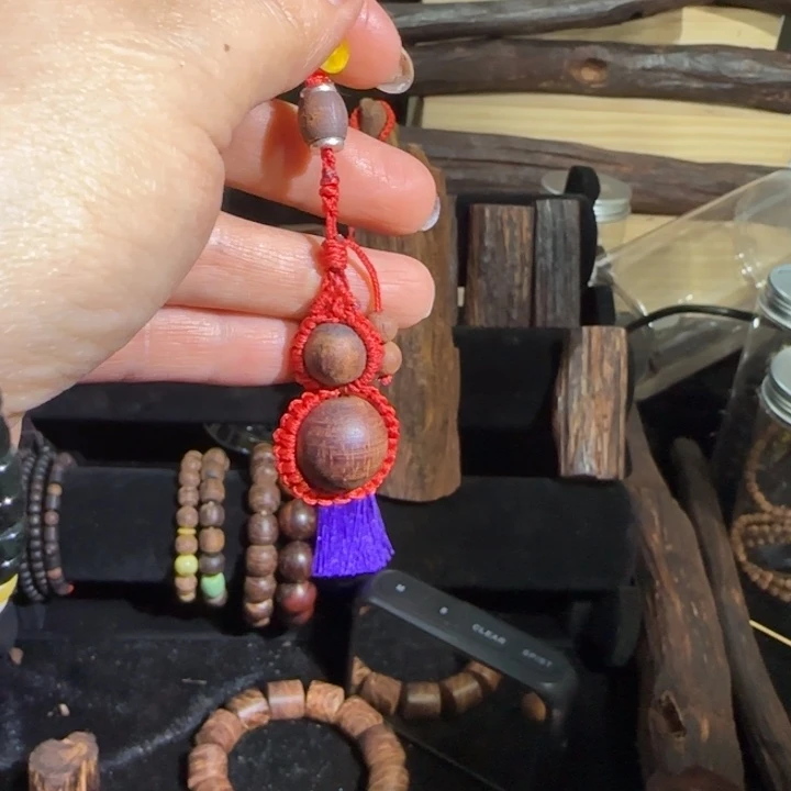 木糖****༽降真香私人定制葫芦挂件