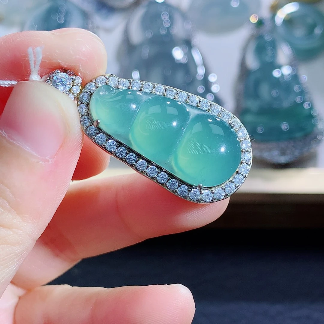 未镶嵌挂件翡翠翡翠