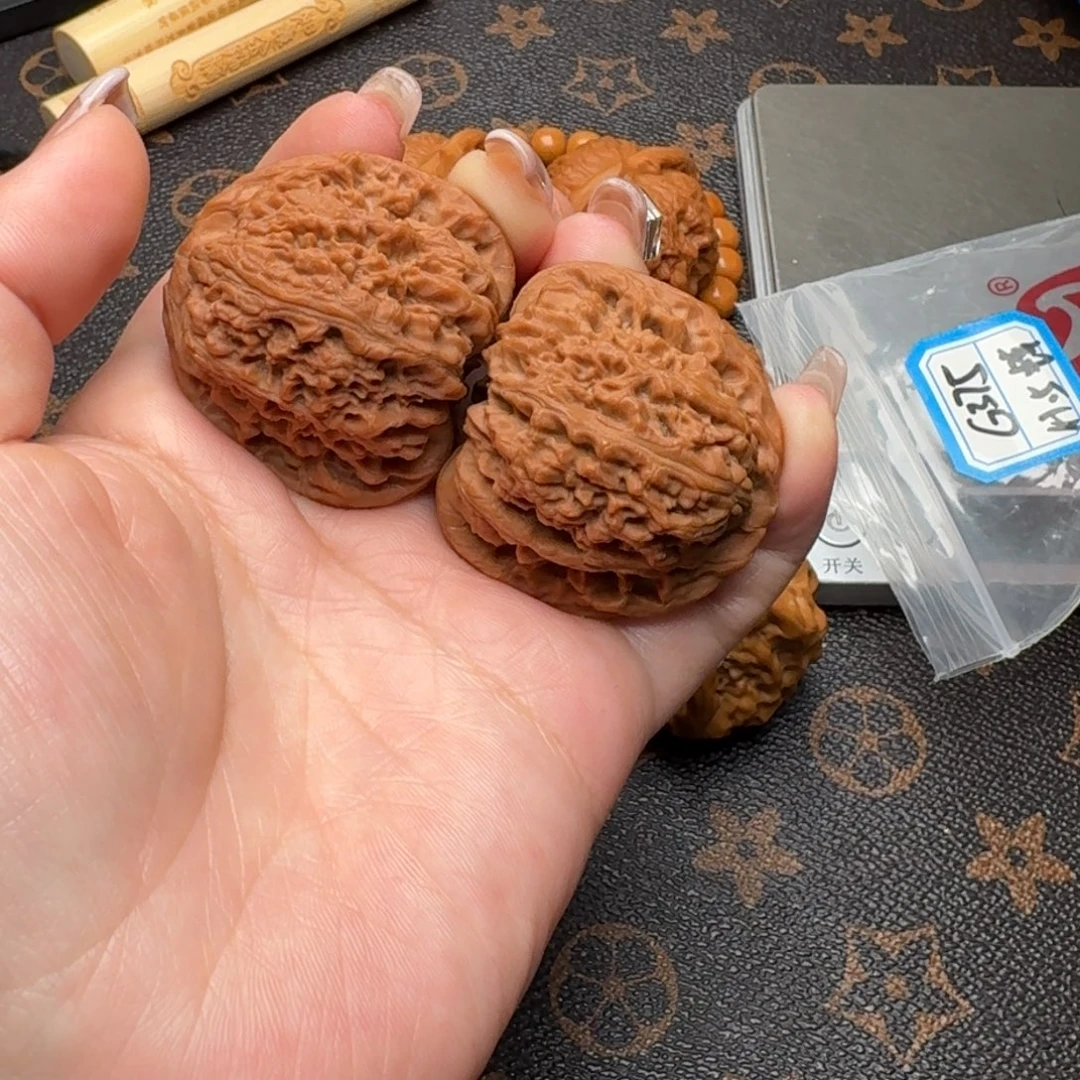 文玩核桃把件4 1 G370南疆