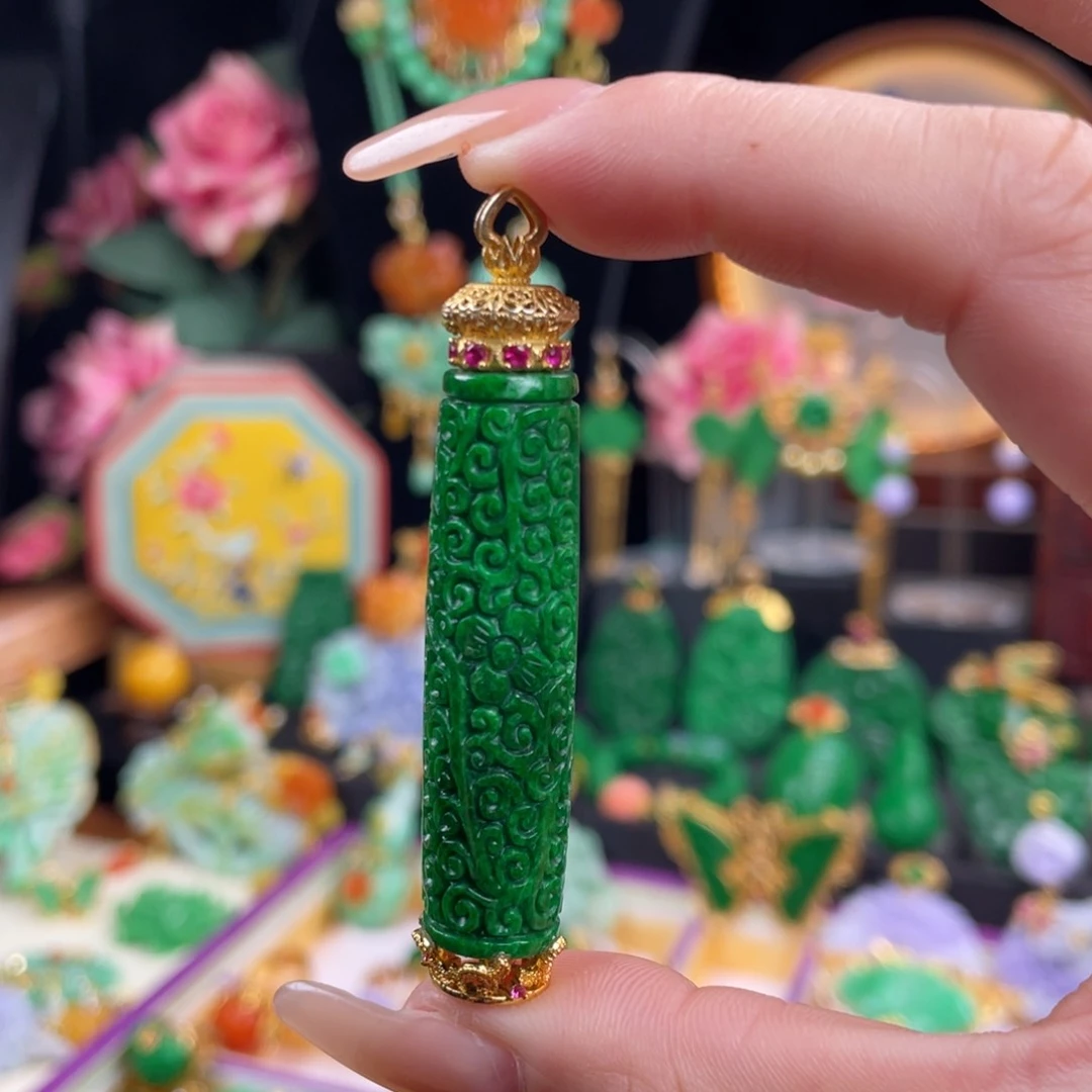 翡翠颈饰未镶嵌翡翠设计款吊坠