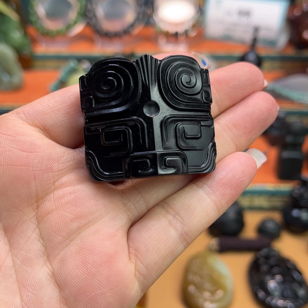 未镶嵌和田玉挂件