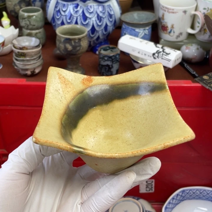 他家瓷器真美…开播了