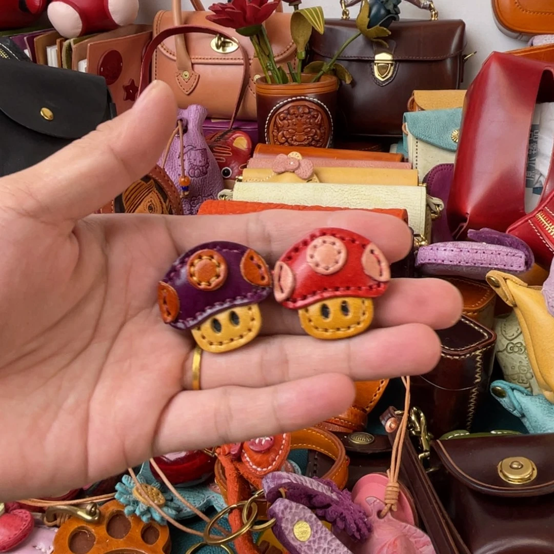 钛合金带子款头层牛皮