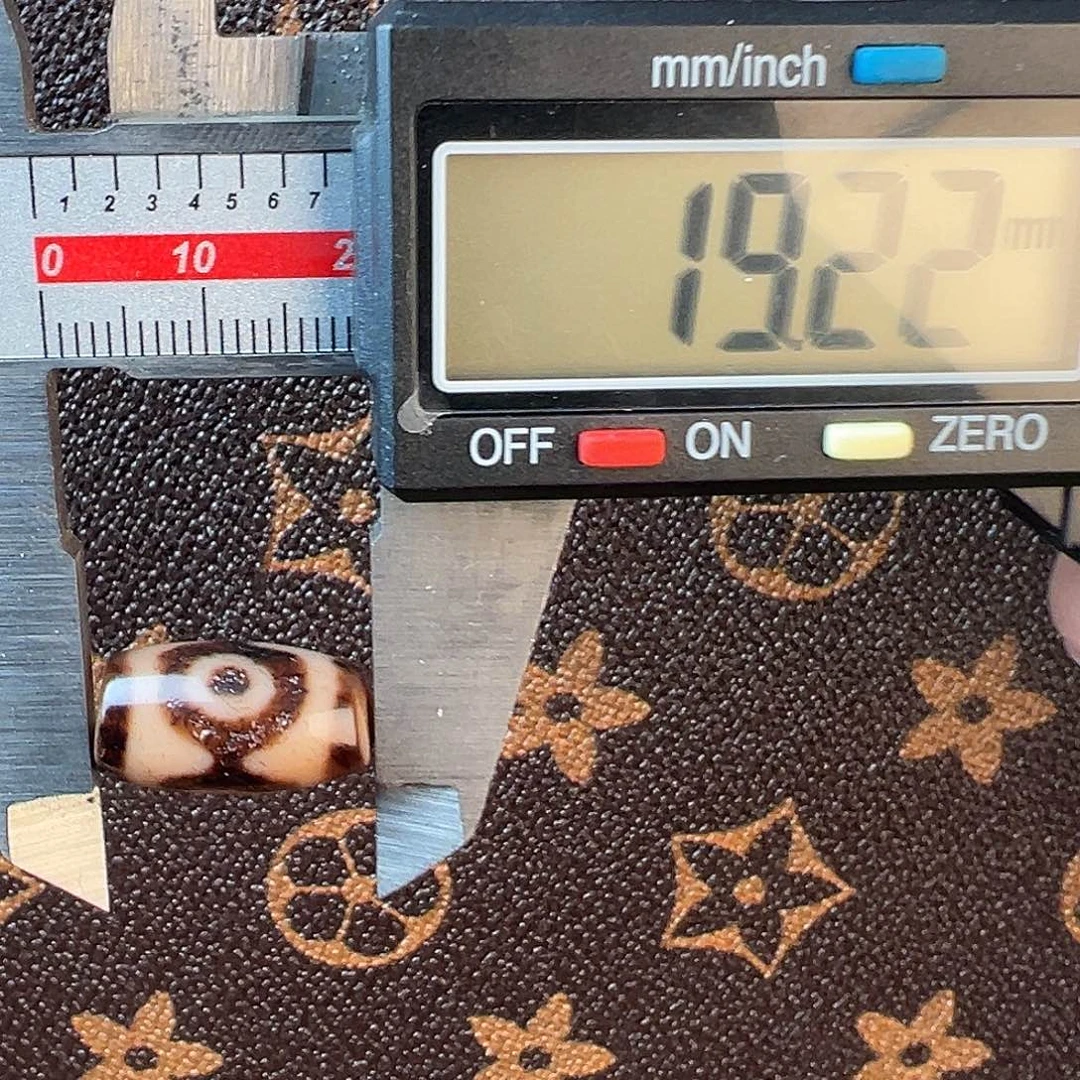 玛瑙/玉髓未镶嵌颈饰老冯小尺寸熊猫三眼