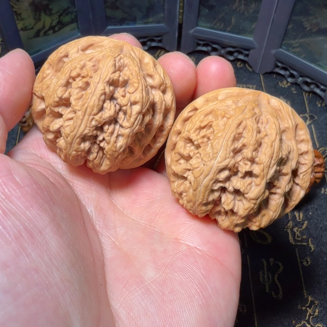 文玩核桃吊坠粗筋46