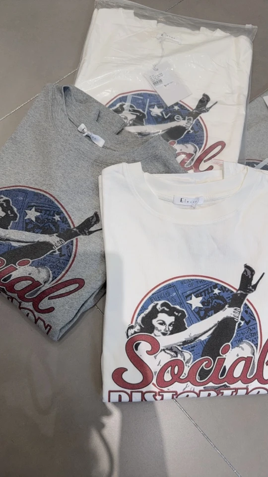 C+家春款字母人物图案长T