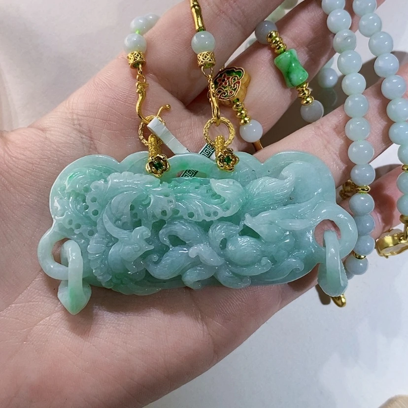 【闪购商品】翡翠未镶嵌颈饰吊坠