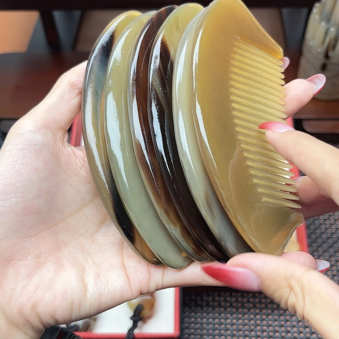 手工制作纯牛角梳子