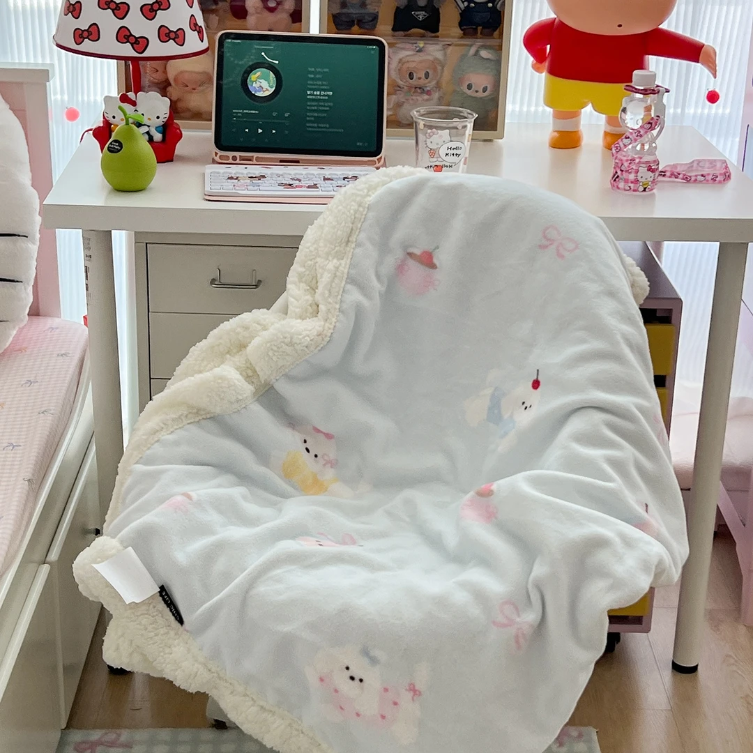 韩系ins风印花牛奶绒毛毯办公室午休毯家用绒毯子沙发盖毯小被子