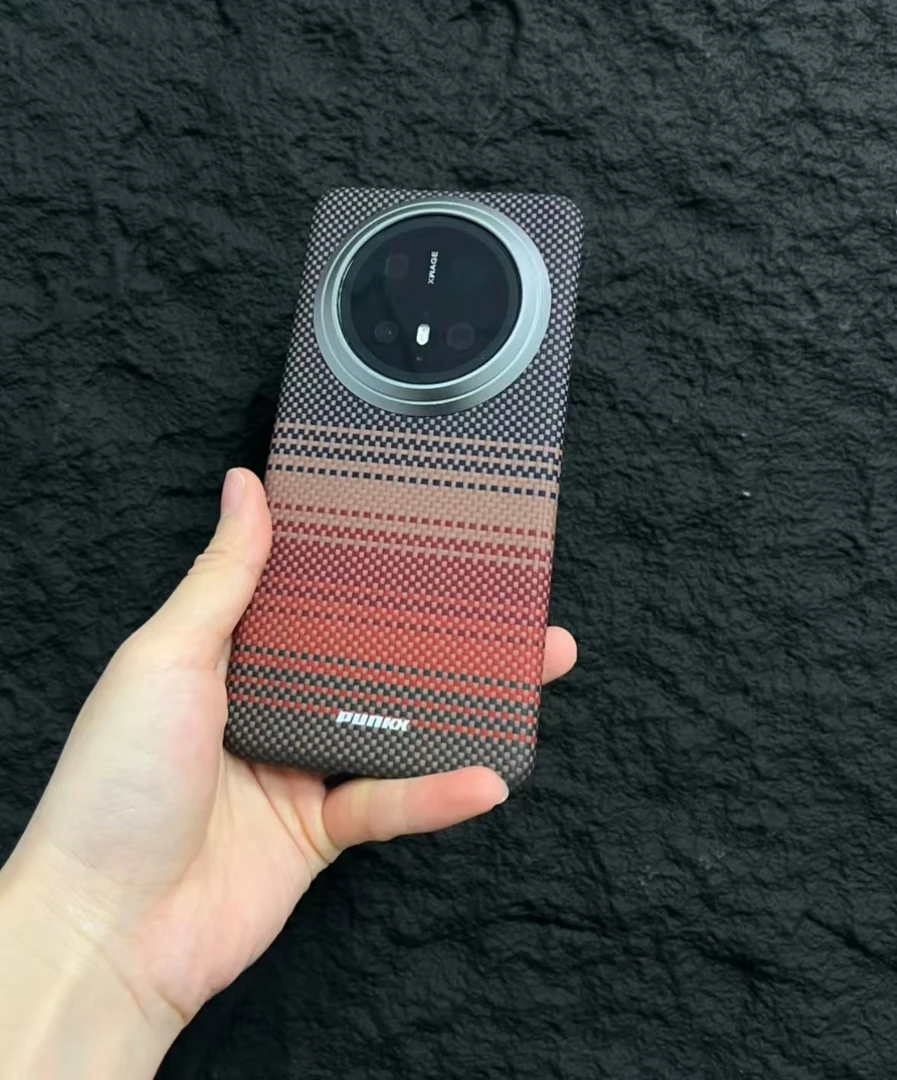 适用华为mate70pro凯夫拉芳纶纤维碳纤维新款磁吸mate60pro手机壳