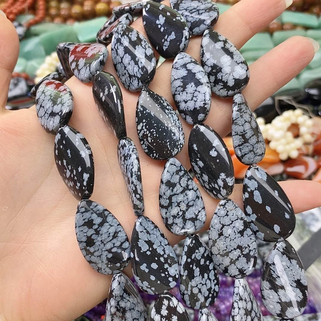 玛瑙/玉髓未镶嵌珠宝半成品雪花石一条