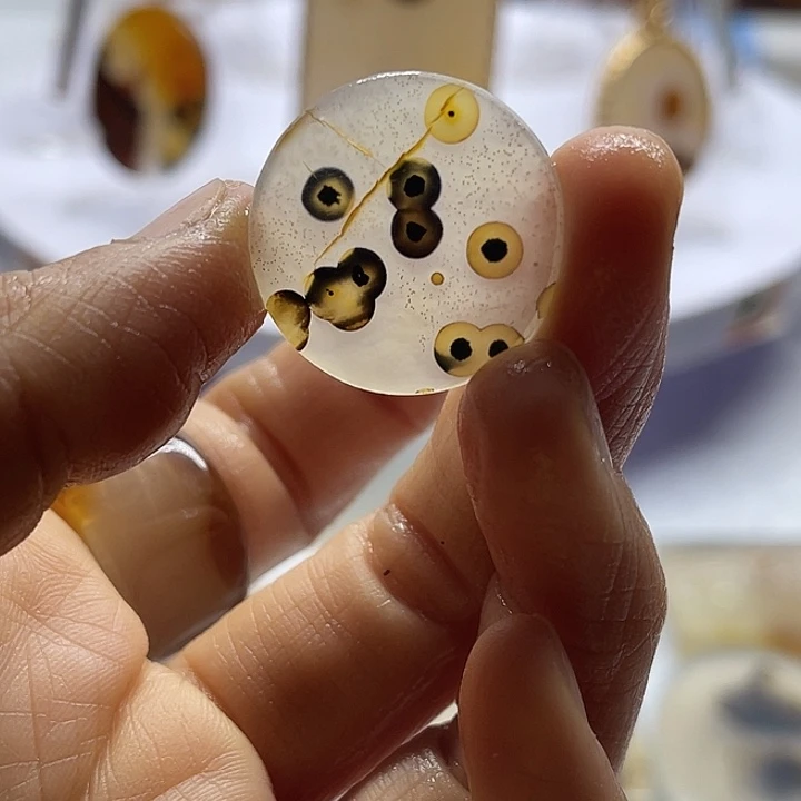 玛瑙/玉髓未镶嵌吊坠(不含链)